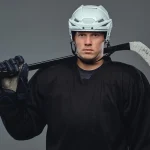 Game-Ready im Eishockey: Ernährung, Training und Routine für Spieler